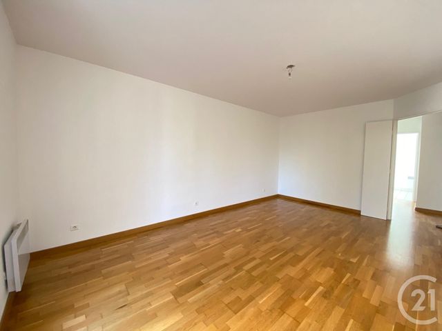 Appartement F3 &agrave; louer - 3 pi&egrave;ces - 68,28 m2 - Chartres - 28 - CENTRE