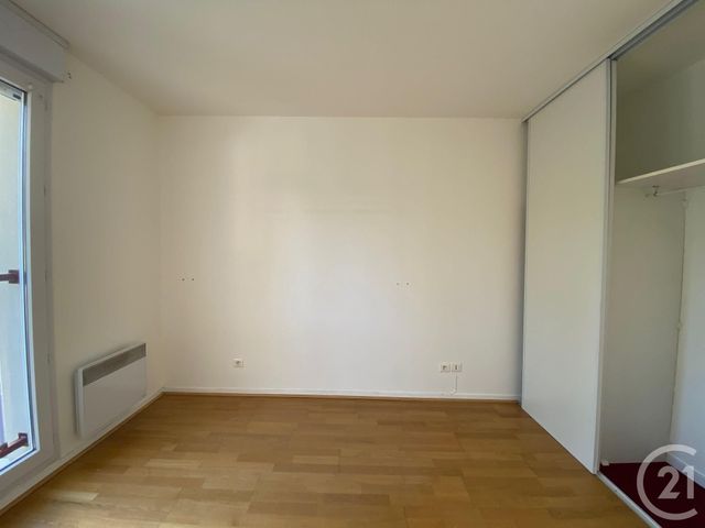 Appartement F3 &agrave; louer - 3 pi&egrave;ces - 68,28 m2 - Chartres - 28 - CENTRE