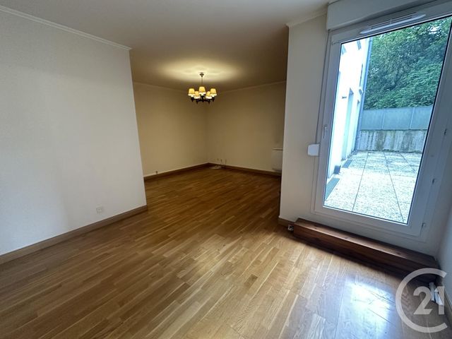 Appartement F3 &agrave; louer - 3 pi&egrave;ces - 62,76 m2 - Chartres - 28 - CENTRE
