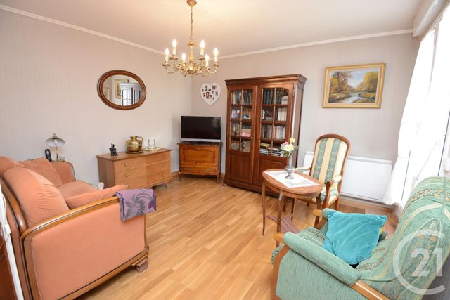 Appartement F3 &agrave; louer - 3 pi&egrave;ces - 62,76 m2 - Chartres - 28 - CENTRE