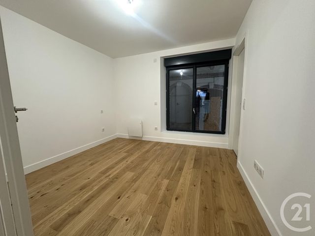 Appartement F2 &agrave; louer - 2 pi&egrave;ces - 42,75 m2 - Chartres - 28 - CENTRE