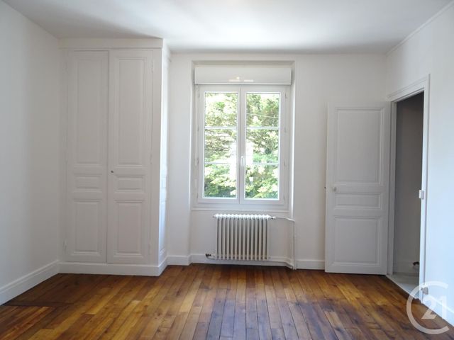 Maison &agrave; louer - 4 pi&egrave;ces - 88,90 m2 - Chartres - 28 - CENTRE