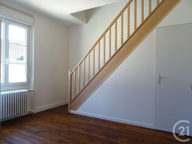 Maison &agrave; louer - 4 pi&egrave;ces - 88,90 m2 - Chartres - 28 - CENTRE