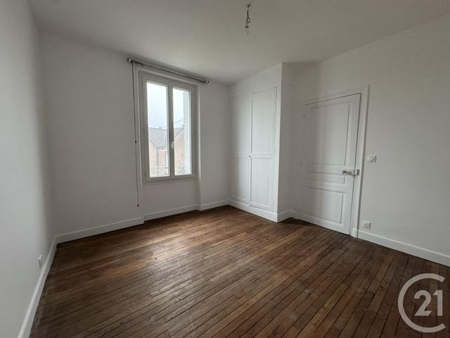 Maison &agrave; louer - 6 pi&egrave;ces - 129,80 m2 - Chartres - 28 - CENTRE