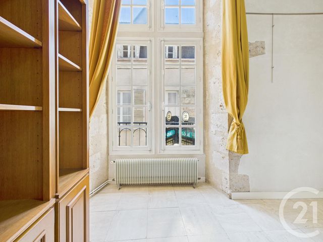 Appartement T3 &agrave; louer - 3 pi&egrave;ces - 75,91 m2 - Chartres - 28 - CENTRE