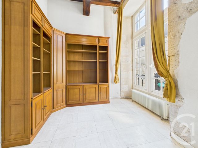 Appartement T3 &agrave; louer - 3 pi&egrave;ces - 75,91 m2 - Chartres - 28 - CENTRE