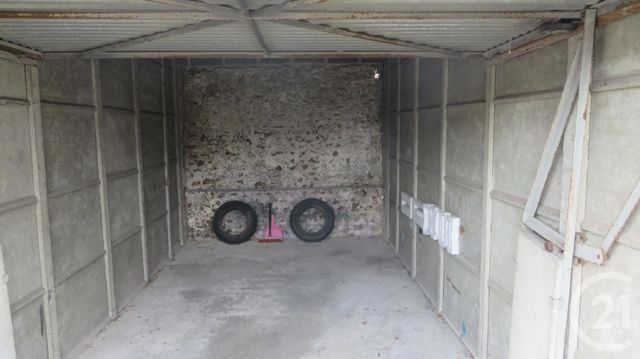 Parking &agrave; louer - 11,87 m2 - Chartres - 28 - CENTRE