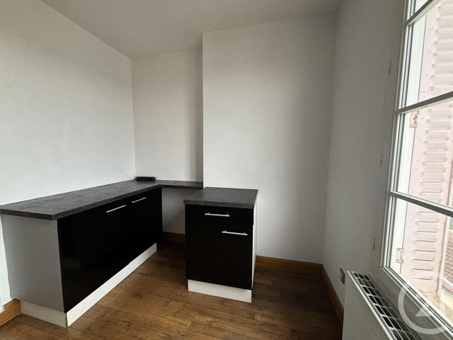 Appartement F3 &agrave; louer - 3 pi&egrave;ces - 90,39 m2 - Mainvilliers - 28 - CENTRE