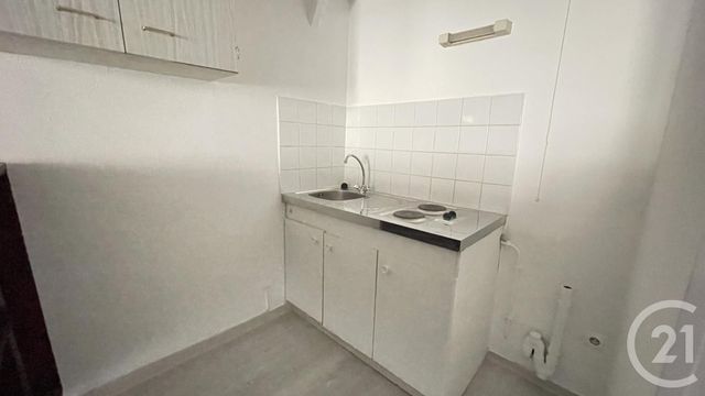 Appartement F2 &agrave; louer - 2 pi&egrave;ces - 45,91 m2 - Chartres - 28 - CENTRE