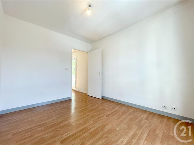 Appartement F2 &agrave; louer - 2 pi&egrave;ces - 34 m2 - Chartres - 28 - CENTRE