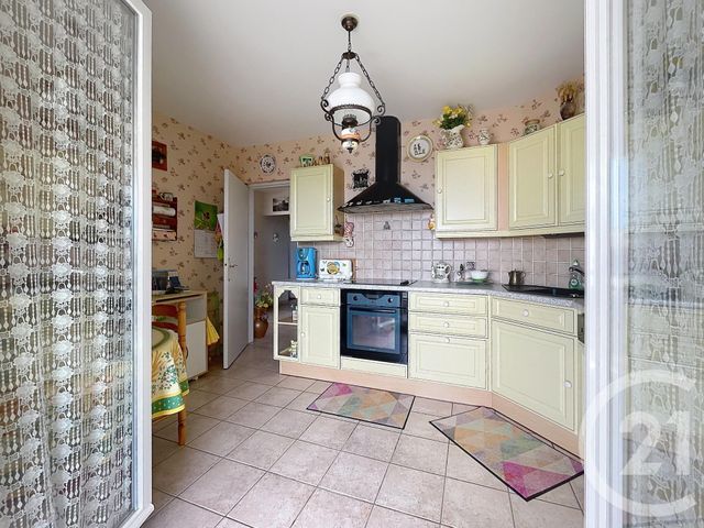 Appartement F3 &agrave; vendre - 3 pi&egrave;ces - 82,28 m2 - Chartres - 28 - CENTRE