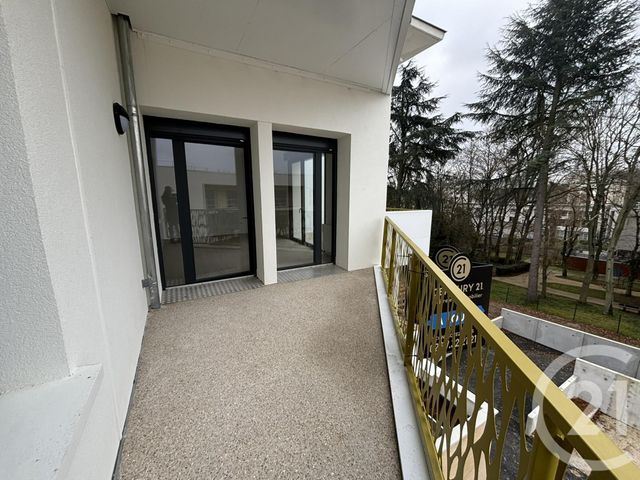 Appartement F5 &agrave; louer - 5 pi&egrave;ces - 122,57 m2 - Chartres - 28 - CENTRE