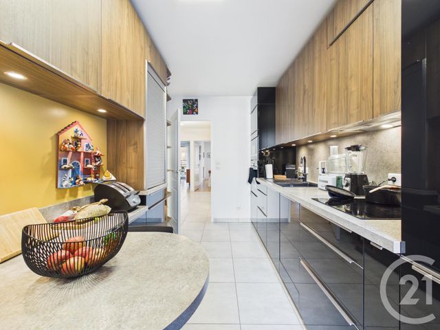 Appartement F4 &agrave; vendre - 4 pi&egrave;ces - 104 m2 - Chartres - 28 - CENTRE