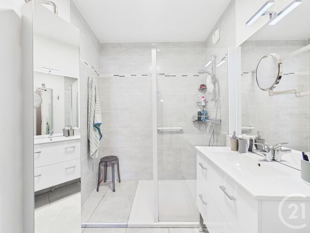 Appartement F4 &agrave; vendre - 4 pi&egrave;ces - 104 m2 - Chartres - 28 - CENTRE