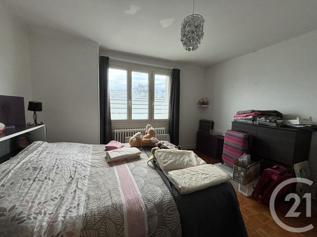 Maison &agrave; louer - 4 pi&egrave;ces - 77,79 m2 - Chartres - 28 - CENTRE