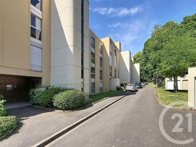Appartement F4 &agrave; vendre - 4 pi&egrave;ces - 81 m2 - Chartres - 28 - CENTRE