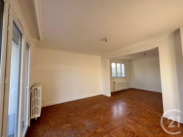 Maison &agrave; louer - 4 pi&egrave;ces - 90,85 m2 - Luisant - 28 - CENTRE