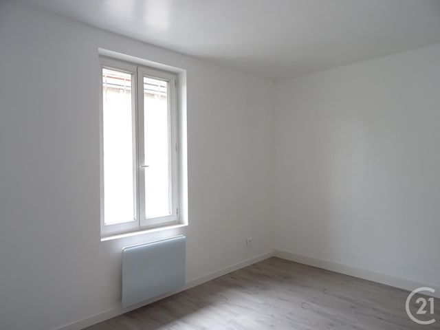 Appartement F3 &agrave; louer - 3 pi&egrave;ces - 63,48 m2 - Chartres - 28 - CENTRE