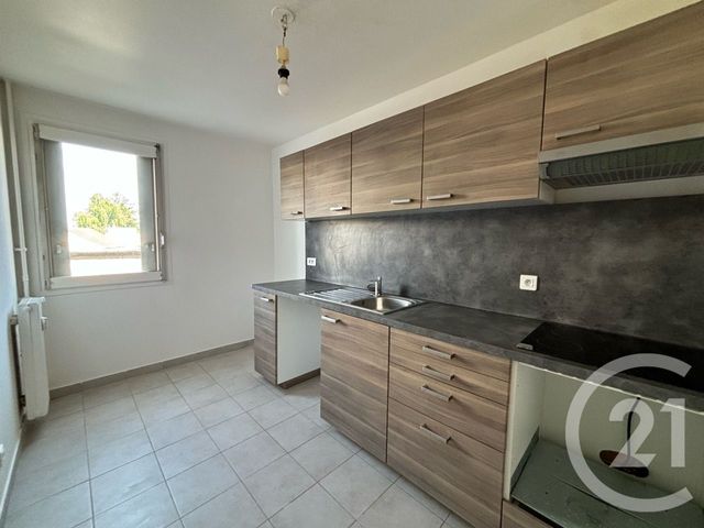 Appartement F2 &agrave; louer - 2 pi&egrave;ces - 52,84 m2 - Chartres - 28 - CENTRE