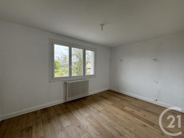 Maison &agrave; louer - 4 pi&egrave;ces - 92,76 m2 - Chartres - 28 - CENTRE