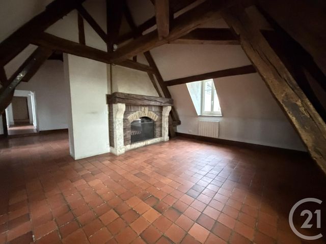 Appartement F5 &agrave; louer - 5 pi&egrave;ces - 108 m2 - Chartres - 28 - CENTRE