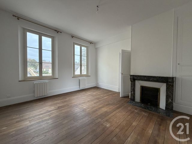 Appartement F4 &agrave; louer - 4 pi&egrave;ces - 105,35 m2 - Chartres - 28 - CENTRE