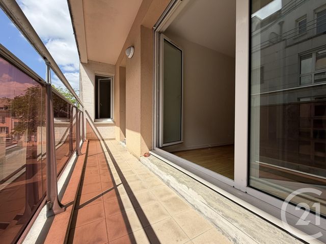 Appartement F2 &agrave; louer - 2 pi&egrave;ces - 53,34 m2 - Chartres - 28 - CENTRE
