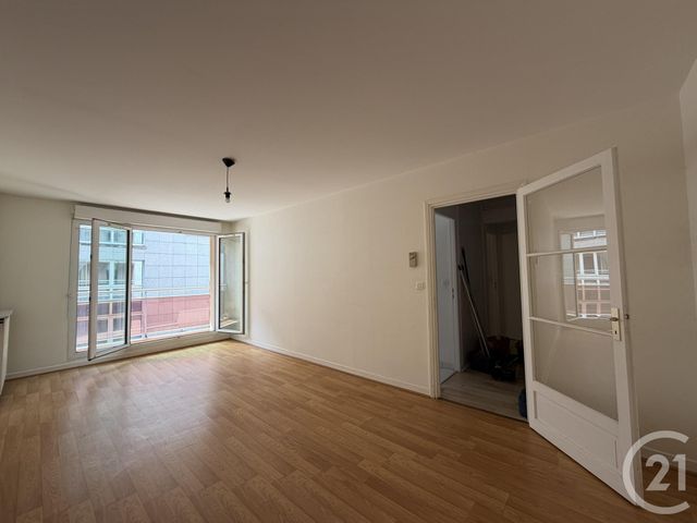 Appartement F2 &agrave; louer - 2 pi&egrave;ces - 53,34 m2 - Chartres - 28 - CENTRE