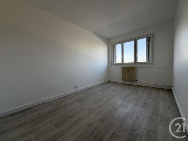 Appartement T3 &agrave; louer - 3 pi&egrave;ces - 68,11 m2 - Mainvilliers - 28 - CENTRE