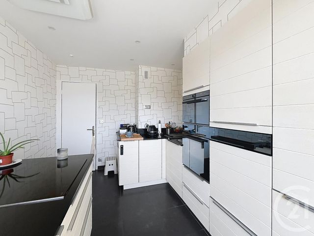 Appartement F3 &agrave; vendre - 3 pi&egrave;ces - 85 m2 - Luisant - 28 - CENTRE