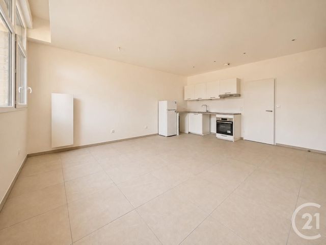 Appartement T3 &agrave; vendre - 3 pi&egrave;ces - 65,88 m2 - Chartres - 28 - CENTRE