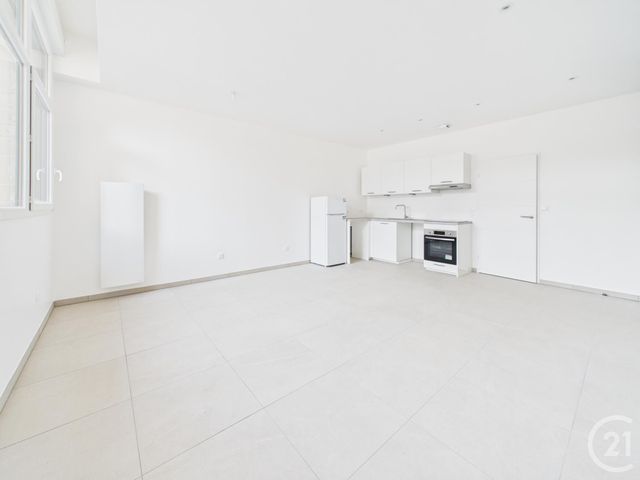 Appartement T3 &agrave; vendre - 3 pi&egrave;ces - 65,88 m2 - Chartres - 28 - CENTRE