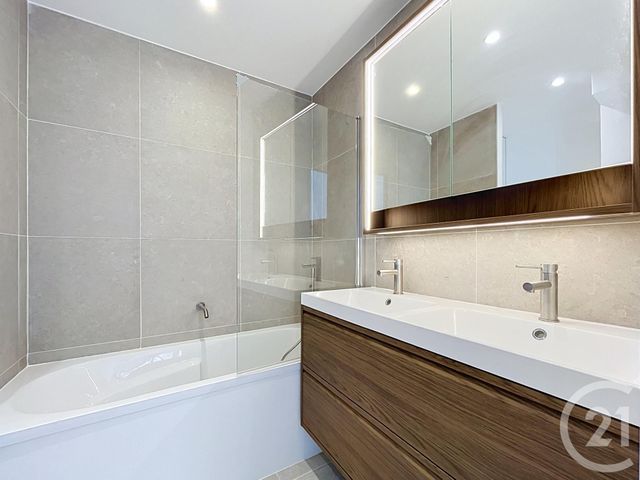 Appartement T4 &agrave; vendre - 5 pi&egrave;ces - 109,91 m2 - Chartres - 28 - CENTRE