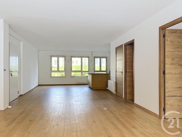 Appartement T4 &agrave; vendre - 5 pi&egrave;ces - 109,91 m2 - Chartres - 28 - CENTRE