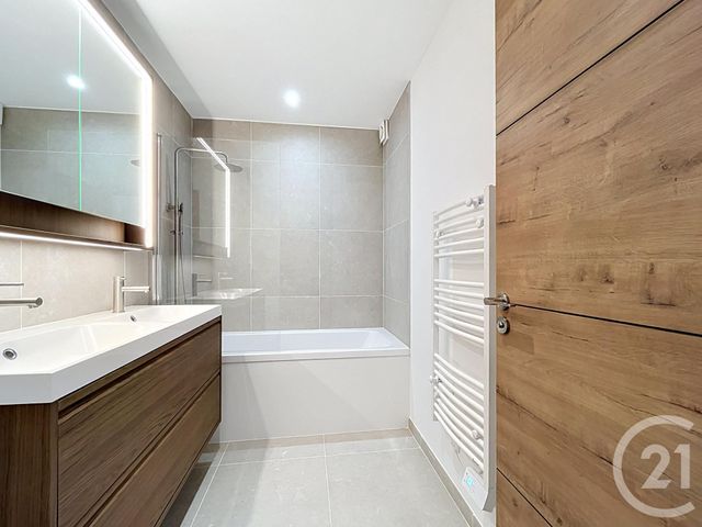 Appartement F3 &agrave; vendre - 3 pi&egrave;ces - 72,29 m2 - Chartres - 28 - CENTRE