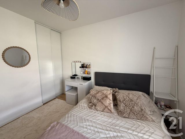 Appartement F2 &agrave; louer - 2 pi&egrave;ces - 42,93 m2 - Mainvilliers - 28 - CENTRE