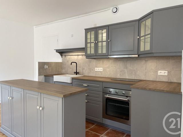 Appartement F2 &agrave; louer - 2 pi&egrave;ces - 46,77 m2 - Chartres - 28 - CENTRE