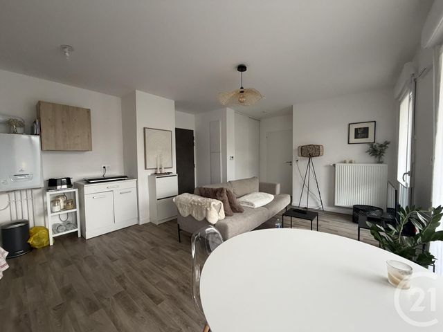 Appartement F2 &agrave; louer - 2 pi&egrave;ces - 41,35 m2 - Luce - 28 - CENTRE