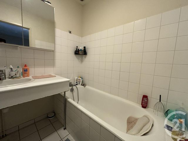 Maison &agrave; louer - 5 pi&egrave;ces - 127,82 m2 - Luisant - 28 - CENTRE