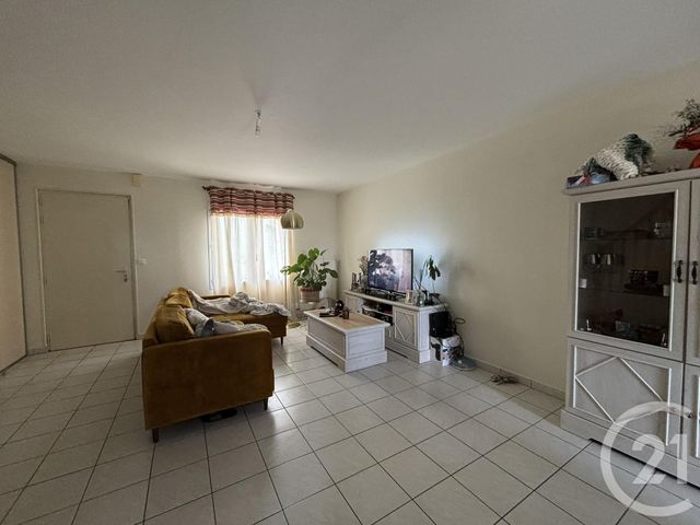Maison &agrave; louer - 5 pi&egrave;ces - 127,82 m2 - Luisant - 28 - CENTRE