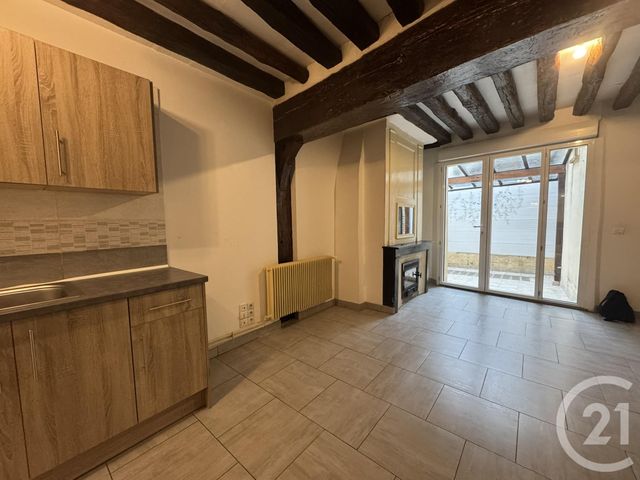 Appartement T2 &agrave; louer - 2 pi&egrave;ces - 41,04 m2 - Chartres - 28 - CENTRE