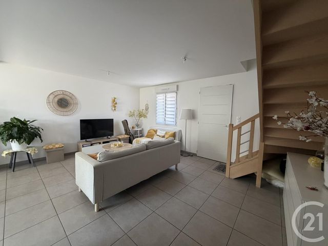 Maison &agrave; louer - 4 pi&egrave;ces - 89,97 m2 - Chartres - 28 - CENTRE