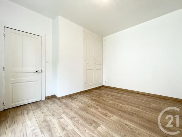 Appartement F2 &agrave; louer - 2 pi&egrave;ces - 51,65 m2 - Chartres - 28 - CENTRE