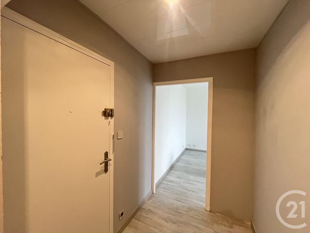 Appartement F2 &agrave; louer - 2 pi&egrave;ces - 43,50 m2 - Chartres - 28 - CENTRE