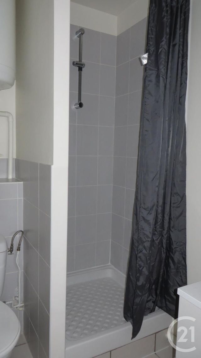 Appartement Studio &agrave; louer - 1 pi&egrave;ce - 19,41 m2 - Chartres - 28 - CENTRE