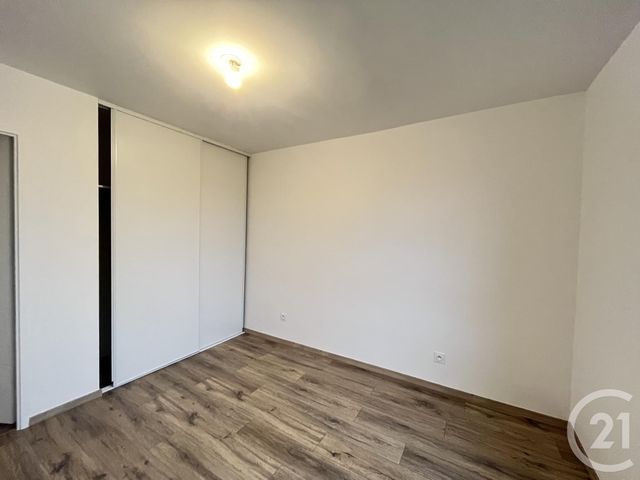 Appartement F2 &agrave; louer - 2 pi&egrave;ces - 41,80 m2 - Chartres - 28 - CENTRE