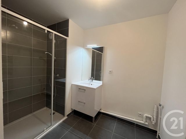 Appartement F2 &agrave; louer - 2 pi&egrave;ces - 41,80 m2 - Chartres - 28 - CENTRE