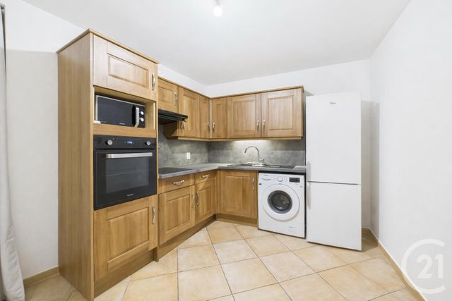 Maison &agrave; louer - 4 pi&egrave;ces - 84,26 m2 - Chartres - 28 - CENTRE