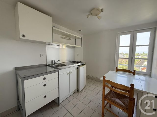 Appartement T1 &agrave; louer - 1 pi&egrave;ce - 20,70 m2 - Chartres - 28 - CENTRE