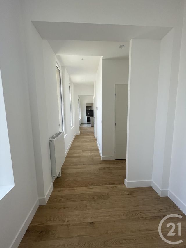 Appartement F5 &agrave; louer - 5 pi&egrave;ces - 107,22 m2 - Chartres - 28 - CENTRE